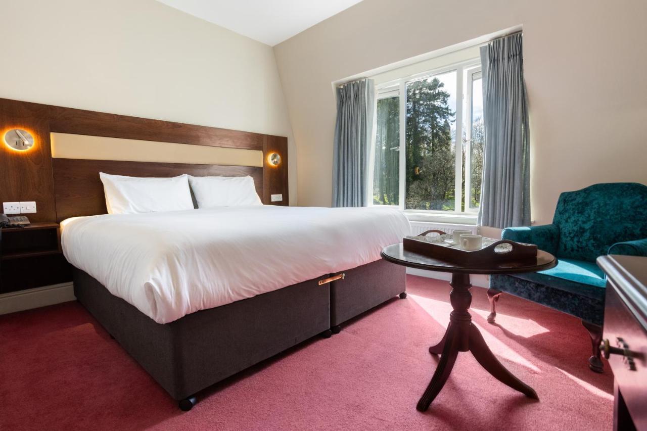 The Glendalough Hotel Лараг Екстериор снимка