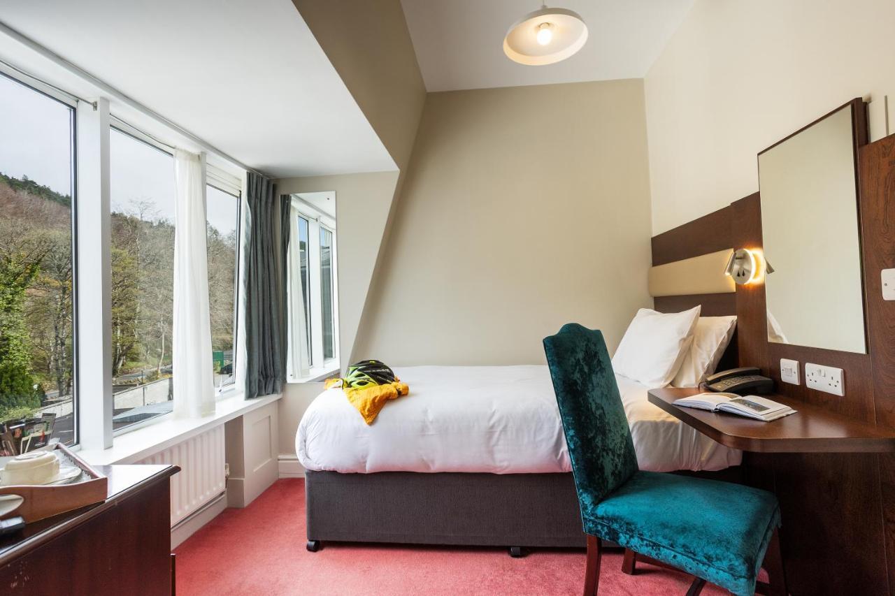 The Glendalough Hotel Лараг Екстериор снимка