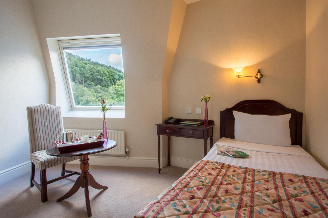 The Glendalough Hotel Лараг Екстериор снимка